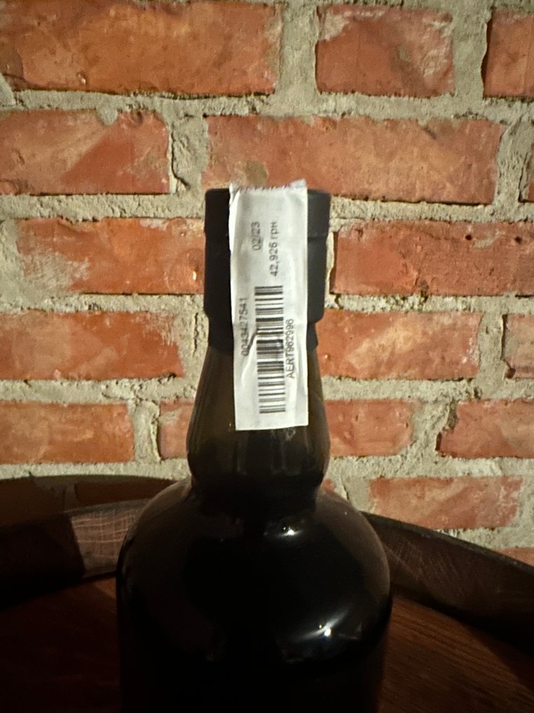 Wolfburn 2023 Slava Ukraini 2023  - b. 2023  - 70cl #4.3