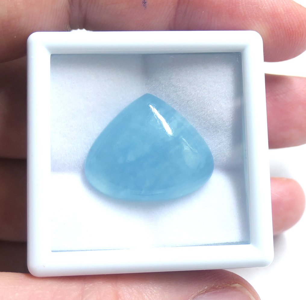 巨大 AIGUE-MARINE 100% 天然 弧面形- 4.83 g #1.0