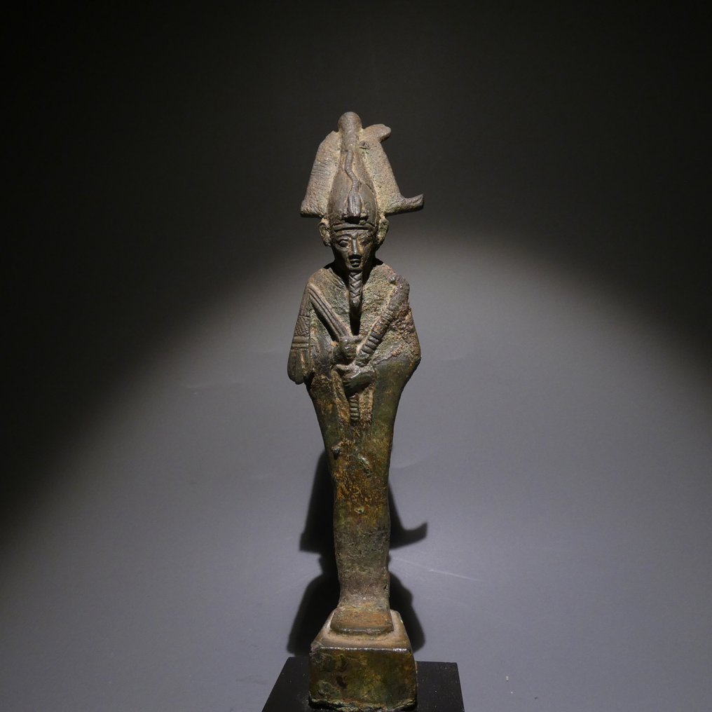 古埃及 黄铜色 奥西里斯神。高20厘米。晚期,公元前664年至公元前332年。 #4.3
