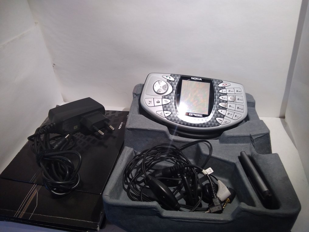 Nokia - N Gage - Κονσόλα βιντεοπαιχνιδιών + παιχνίδια - Στην αρχική του συσκευασία #2.1