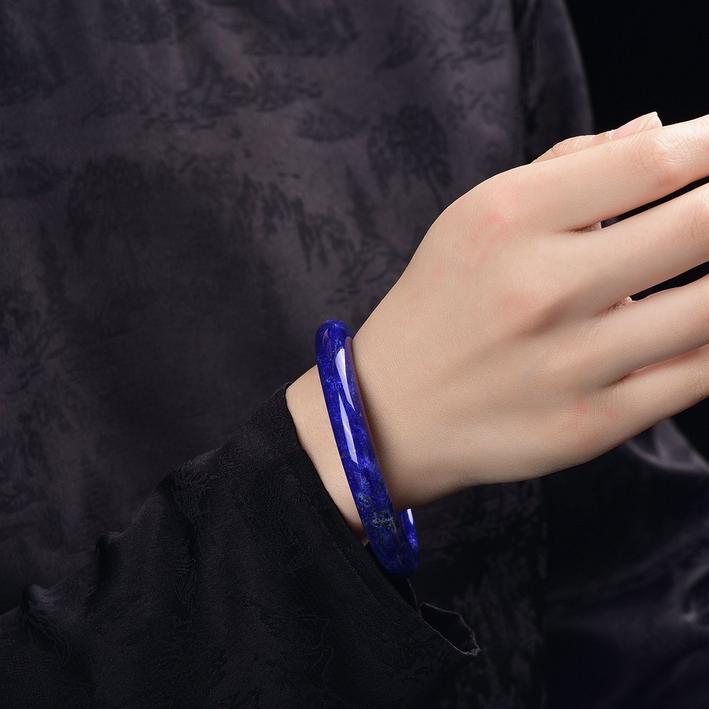 No Reserve - Large and Exclusive Natural Lapis Lazuli Bangle - A Radiance of Nature- 46.52 g #1.0