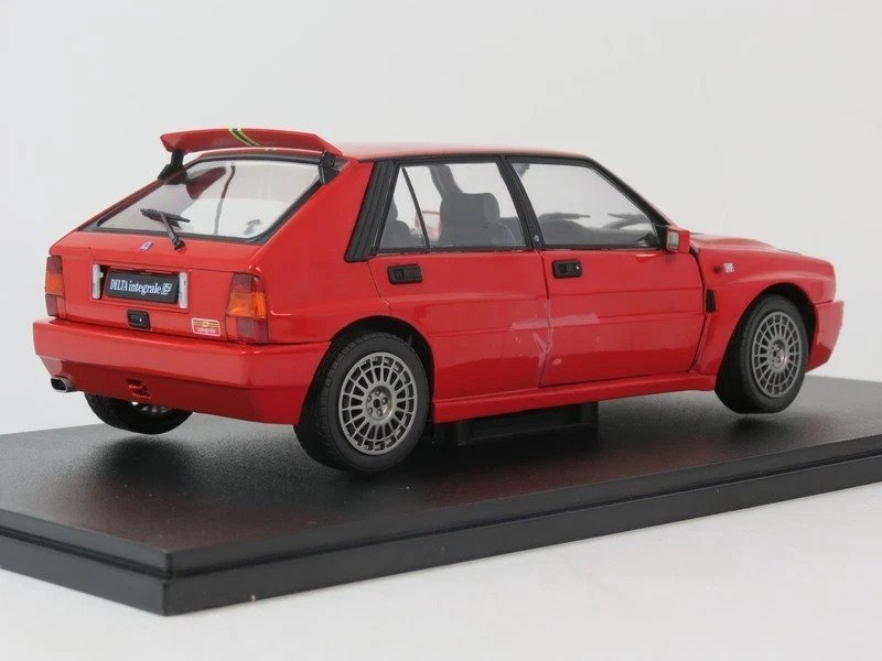 Solido 1:18 - Modelbil - Lancia Delta HF Integrale #3.2