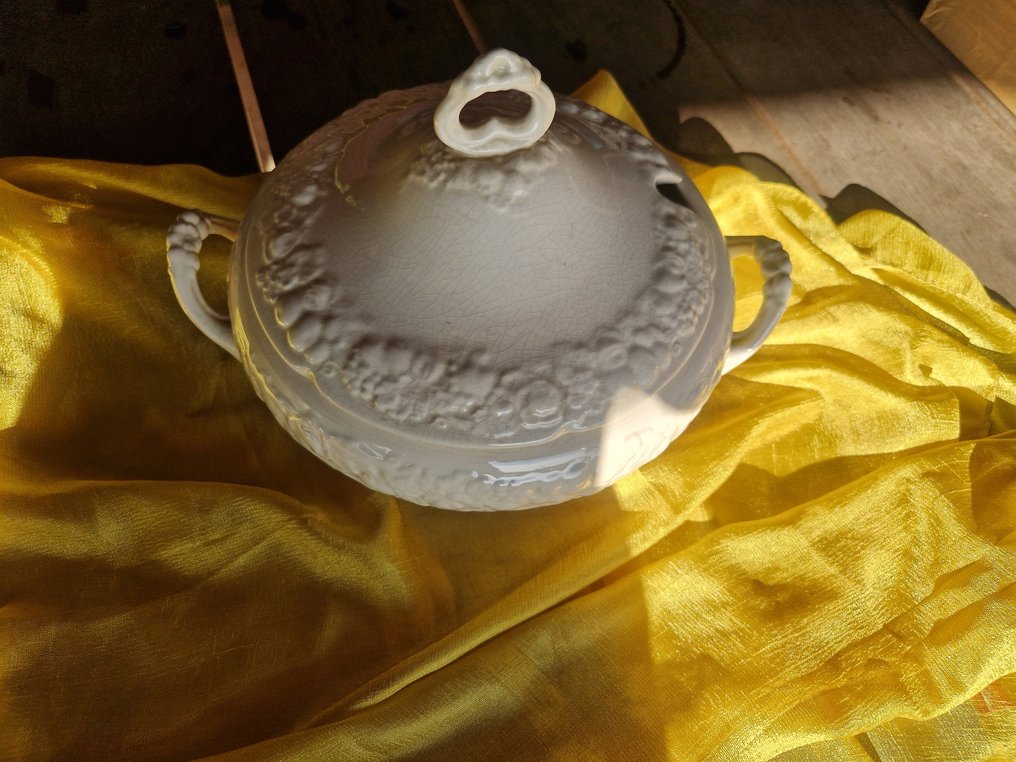 Crown Ducal - A.G. RICHARDSON & Co.,Ltd., - Table service for 12 (82) - Creamware - Perfect porcelain #3.2