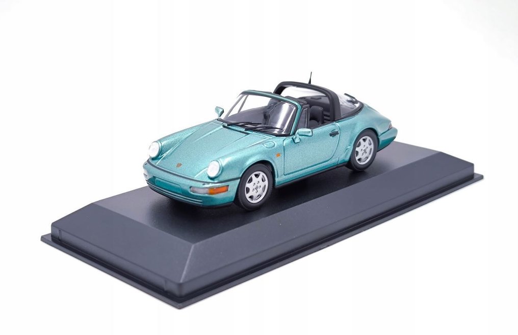 MaXichamps 1:43 - Modellauto - Porsche 911 Carrera 2 Targa 1991 - Green Metallic #2.1