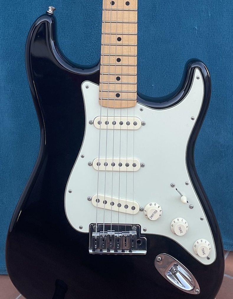 Fender - Stratocaster The "Edge" Signature - - Elektromos gitár - Egyesült Államok - 2015 #3.2