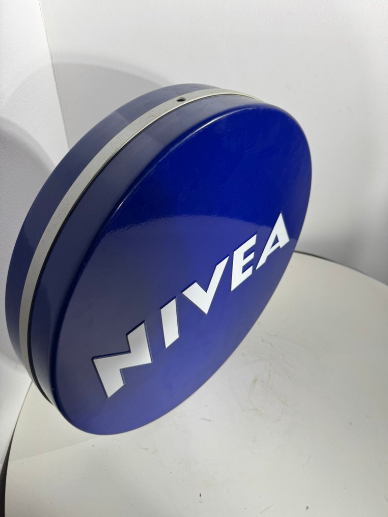NIVEA - NIVEA teaches - Sign - BIFACCIALE - Metal #4.3