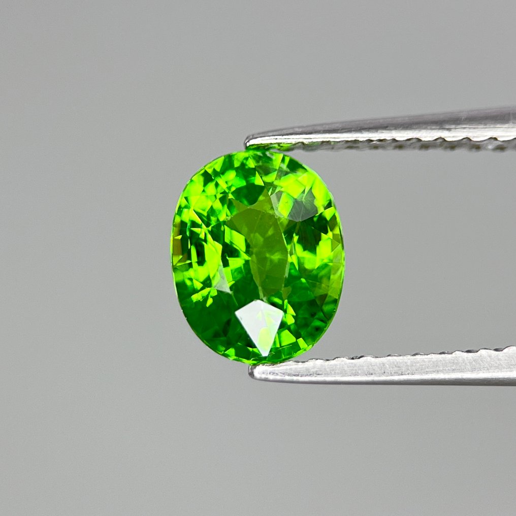 绿色 沙弗莱石 - 1.30 ct - 国际有色宝石协会(ICA GemLab) #4.3