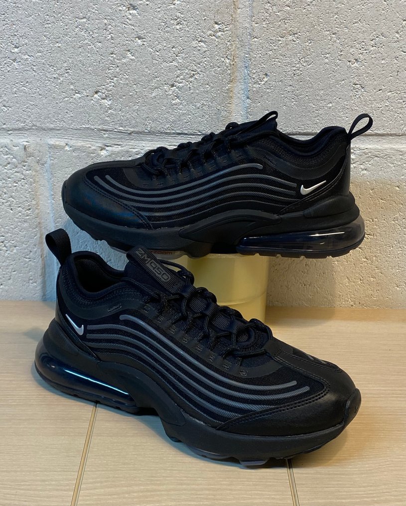 Nike - Scarpe stringate - Misura: EU 38 #1.0