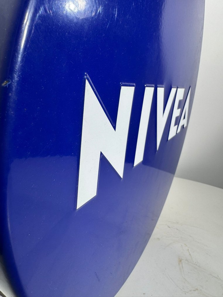 NIVEA - NIVEA teaches - Sign - BIFACCIALE - Metal #3.2
