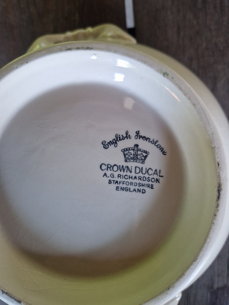 Crown Ducal - A.G. RICHARDSON & Co.,Ltd., - Table service for 12 (82) - Creamware - Perfect porcelain #1.0