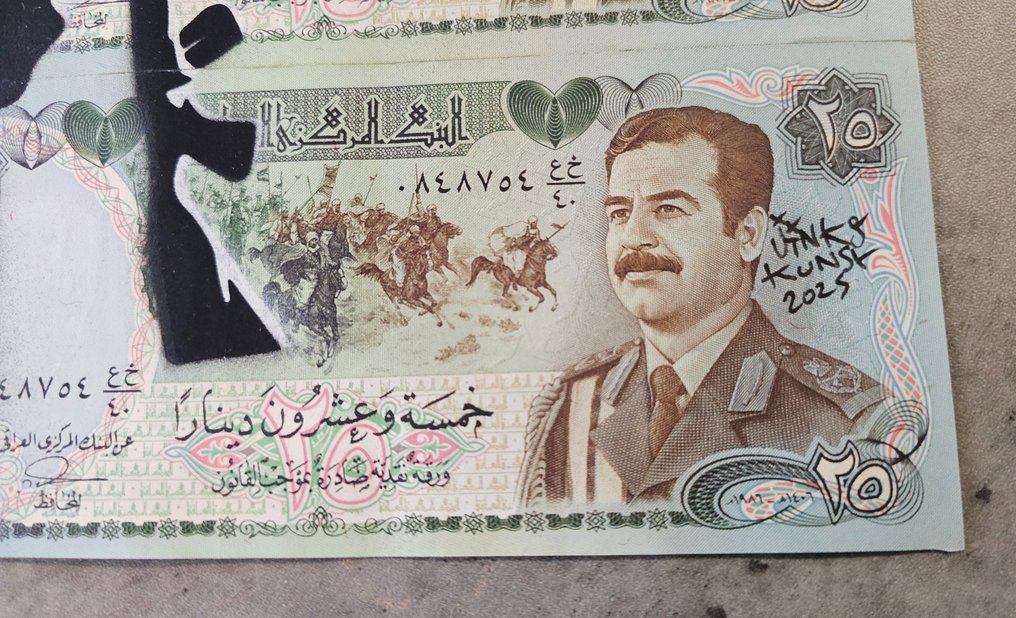 Jinks Kunst - Tribute to Banksy on 8 Iraqi banknotes (Saddam Hussein) #4.3