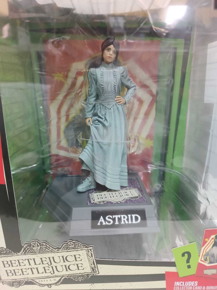 Sok z żuka - Limited Edition Astrid statue (mint condition, never opened) #2.1
