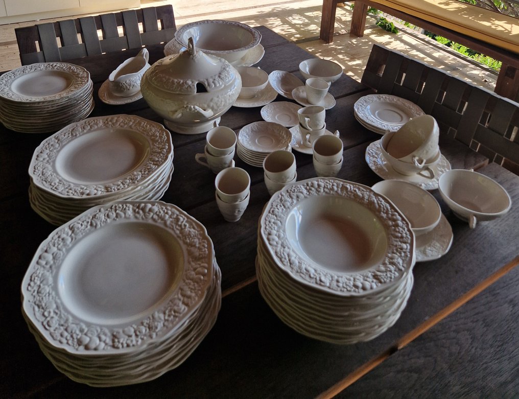 Crown Ducal - A.G. RICHARDSON & Co.,Ltd., - Table service for 12 (82) - Creamware - Perfect porcelain #1.0
