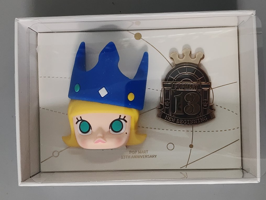 Pop Mart  - Toy figurine POP MART 13th Anniversary Crown Head Pin Set - 2020+ - China #2.1