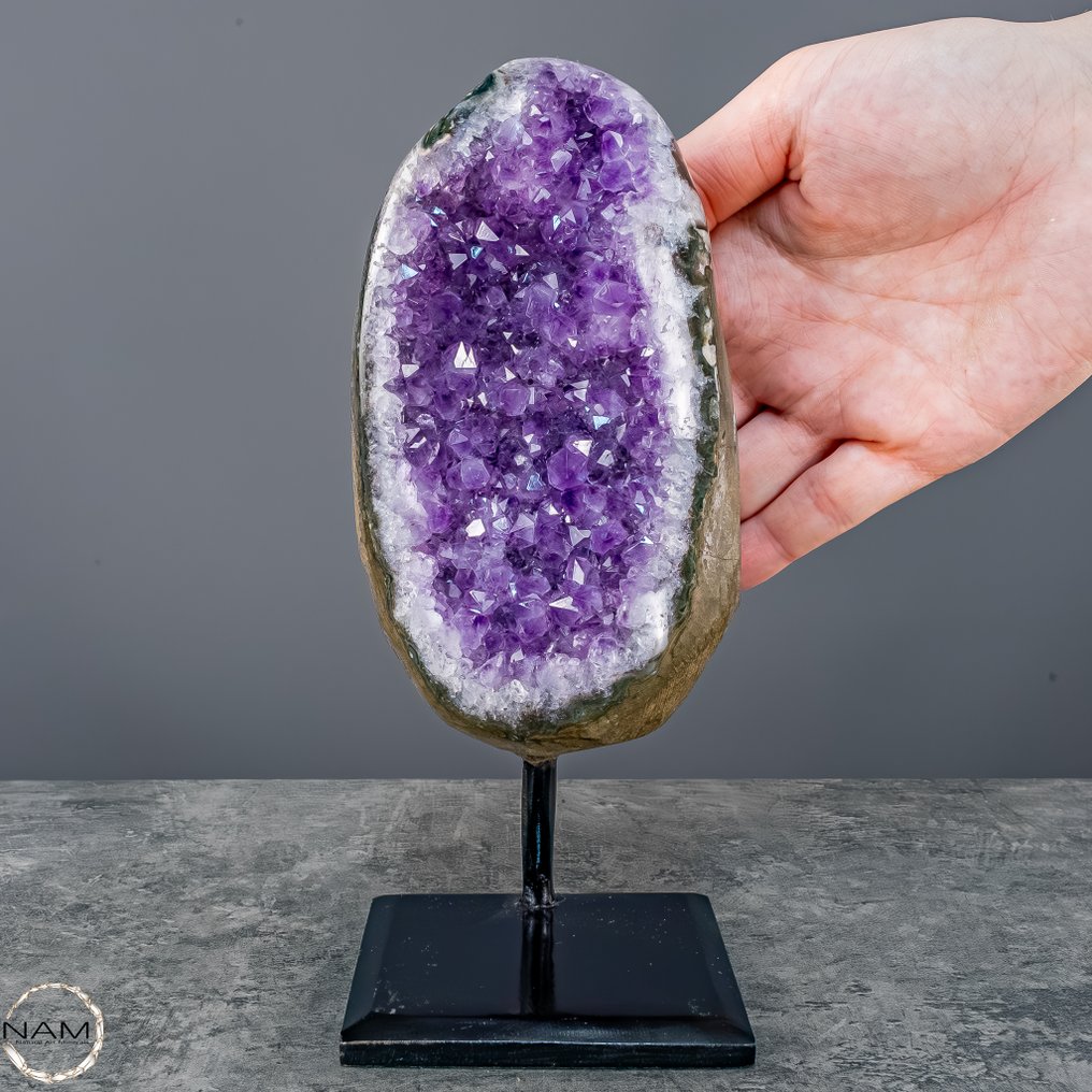 Breathtaking amethyst geode – Elegance of nature in its purest form- 1274.22 g #1.0