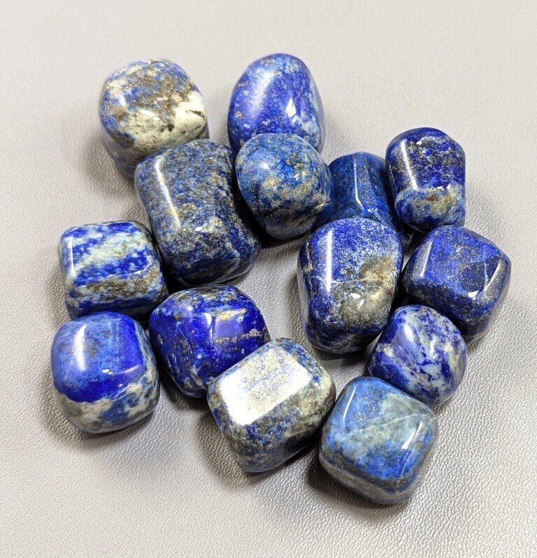 Natural Lapis Lazuli Nuggets - Height: 30 mm - Width: 20 mm- 1035 g - (146) #1.0