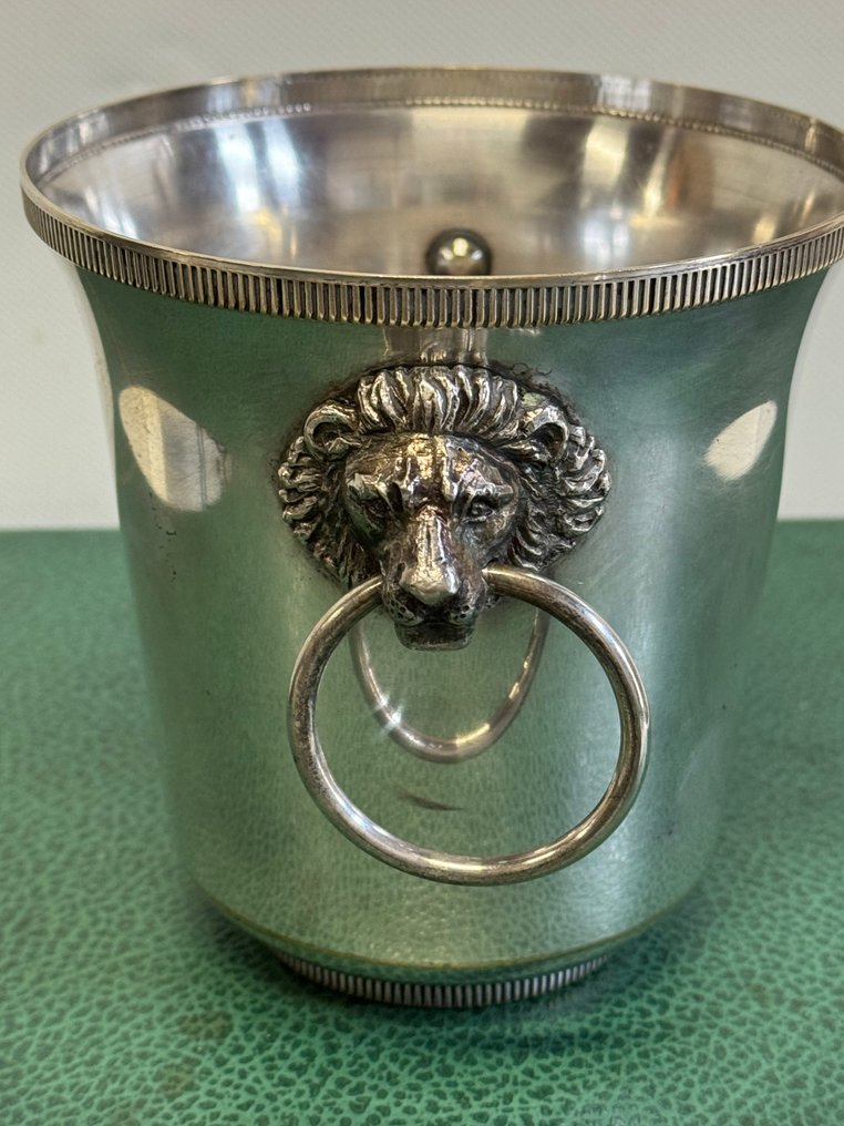 装饰饰品 - 法国 - 冰桶“Ring Lions” #1.0