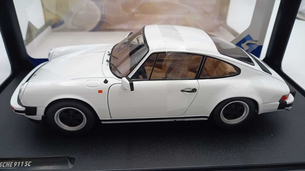 Solido 1:18 - Modelbil - Porsche 911 SC Carrera 3.0 #3.2