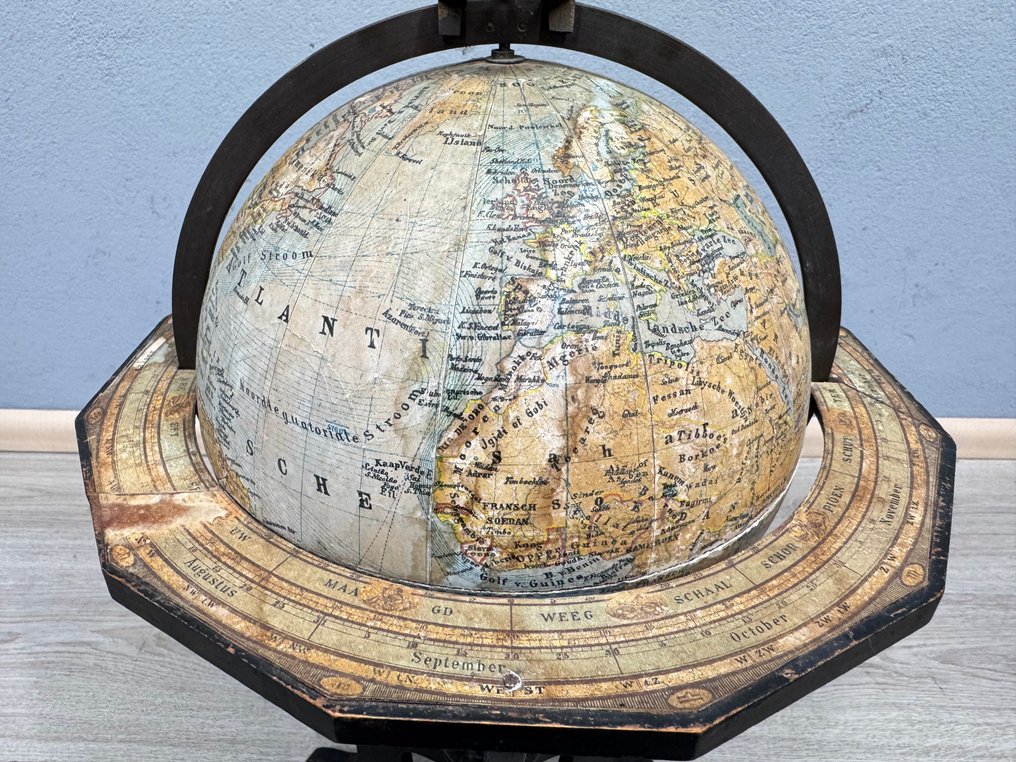 Globe - 1850-1900 - W.J. Geerling / J. Felkl & Zoon #3.2