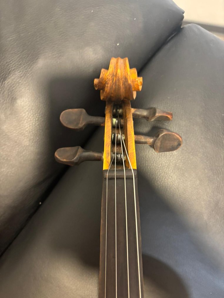 Unknown - 4/4 -  - Μουσικά όργανα - Ουγγαρία - 2010  (χωρίς τιμή ασφαλείας) #3.2