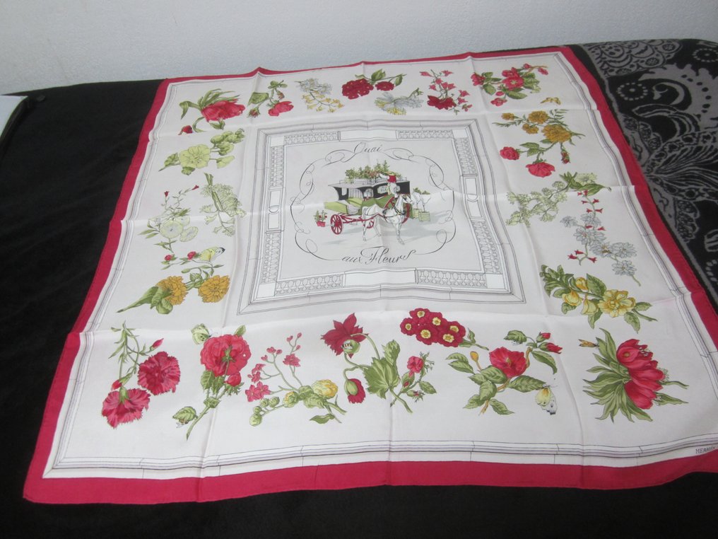 Hermès - Quai aux Fleurs  de HUGO GRYGKAR  1952 - Könnyű selyem #1.0