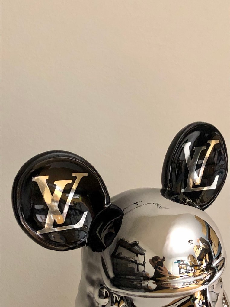 GF Exclusives - LV x Star Wars Mickey Artwork By: GF Exclusives #4.3