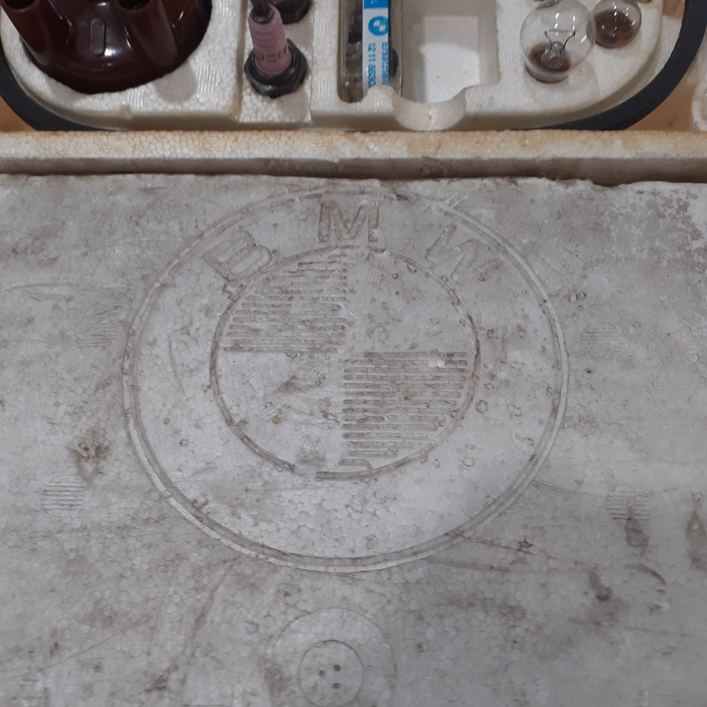 配件套件 - BMW - 1972 #1.0