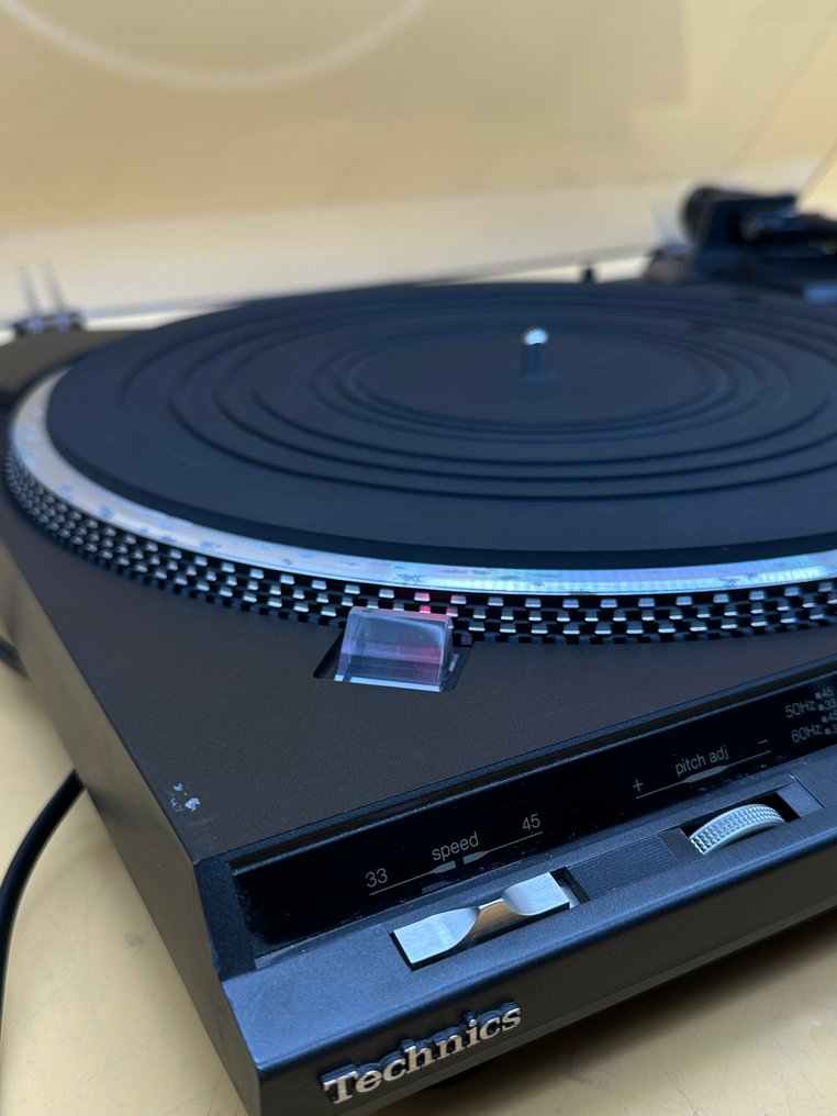 Technics - Turntable SL-BD3 – Frequency Generator Servo System, Made in Japan Turntable #1.0
