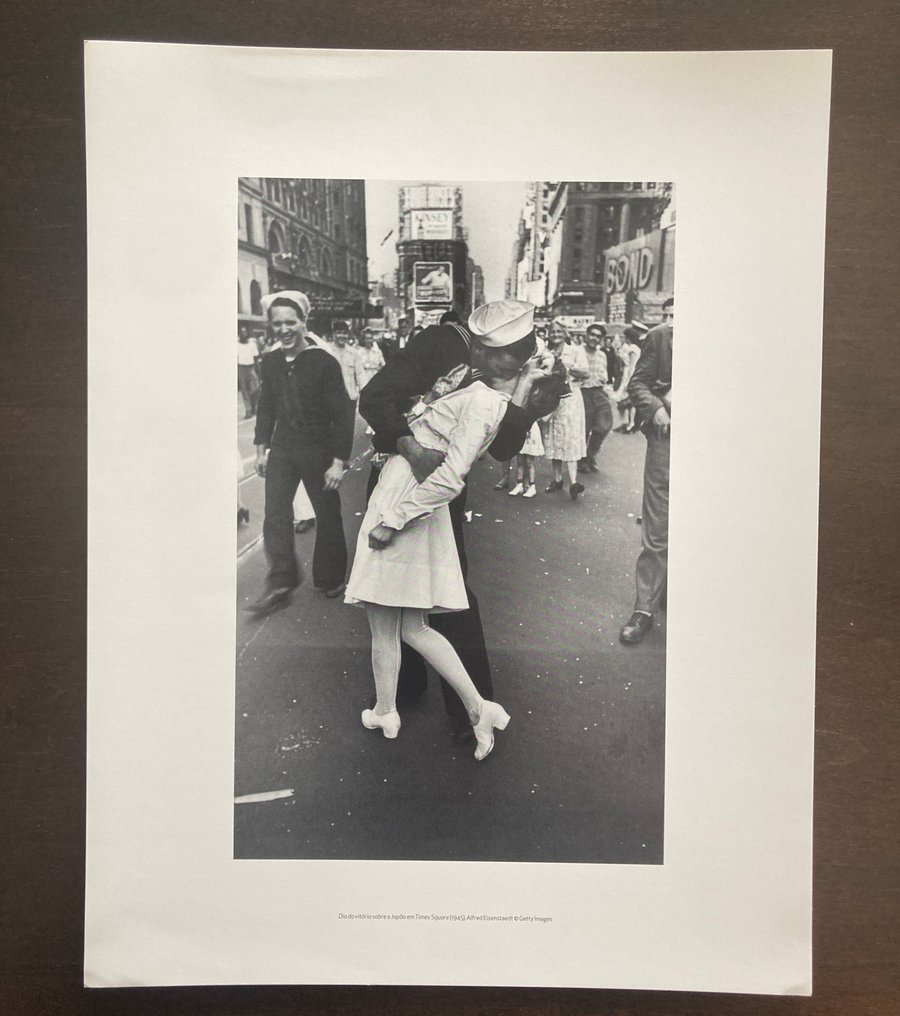 Alfred Eisenstaedt (1898–1995) - Victory Day in Times Square (1945) #1.0