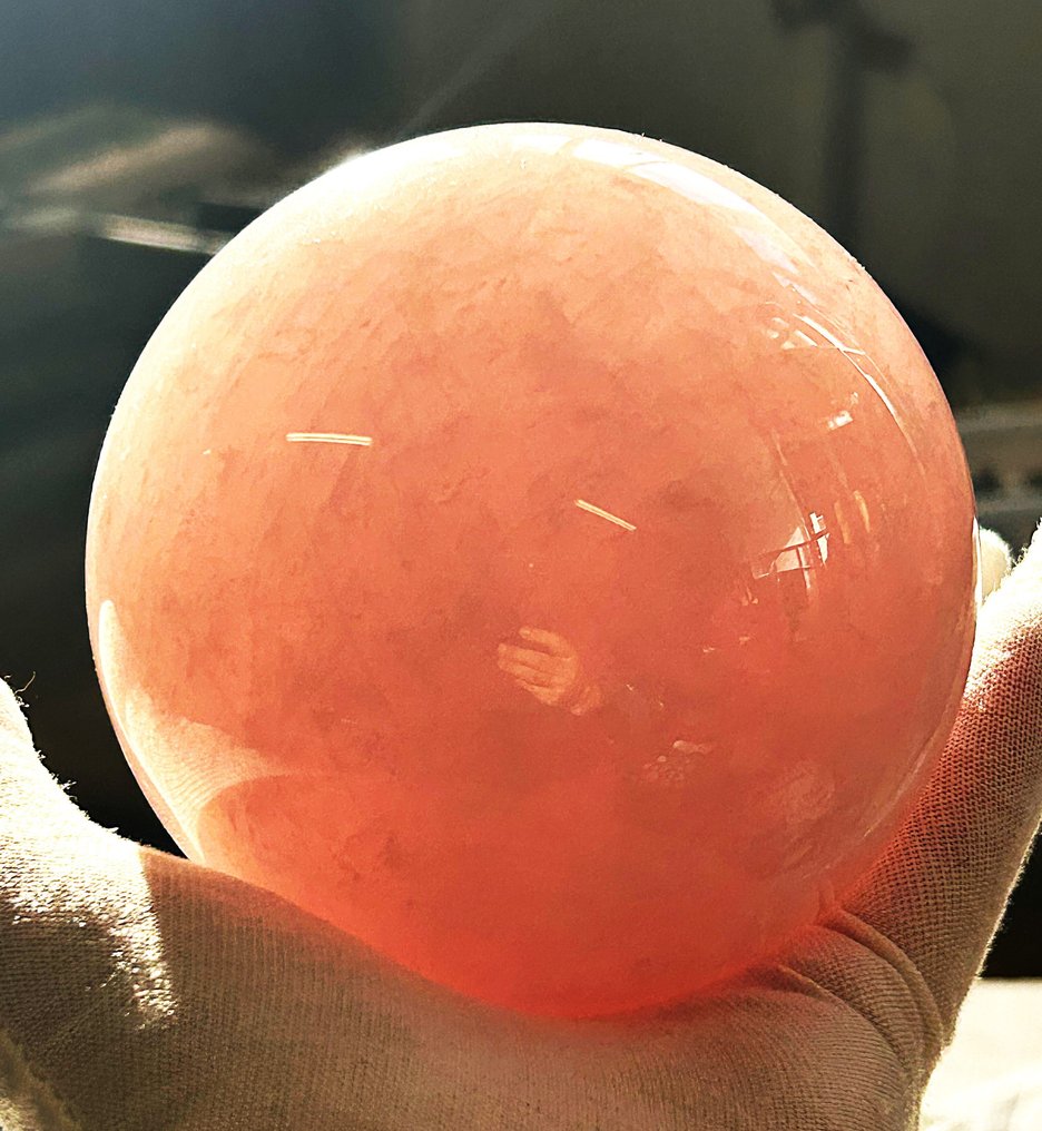 优质玫瑰石英球——爱与和谐的象征 Ø 106毫米- 1640 g - (1) #1.0