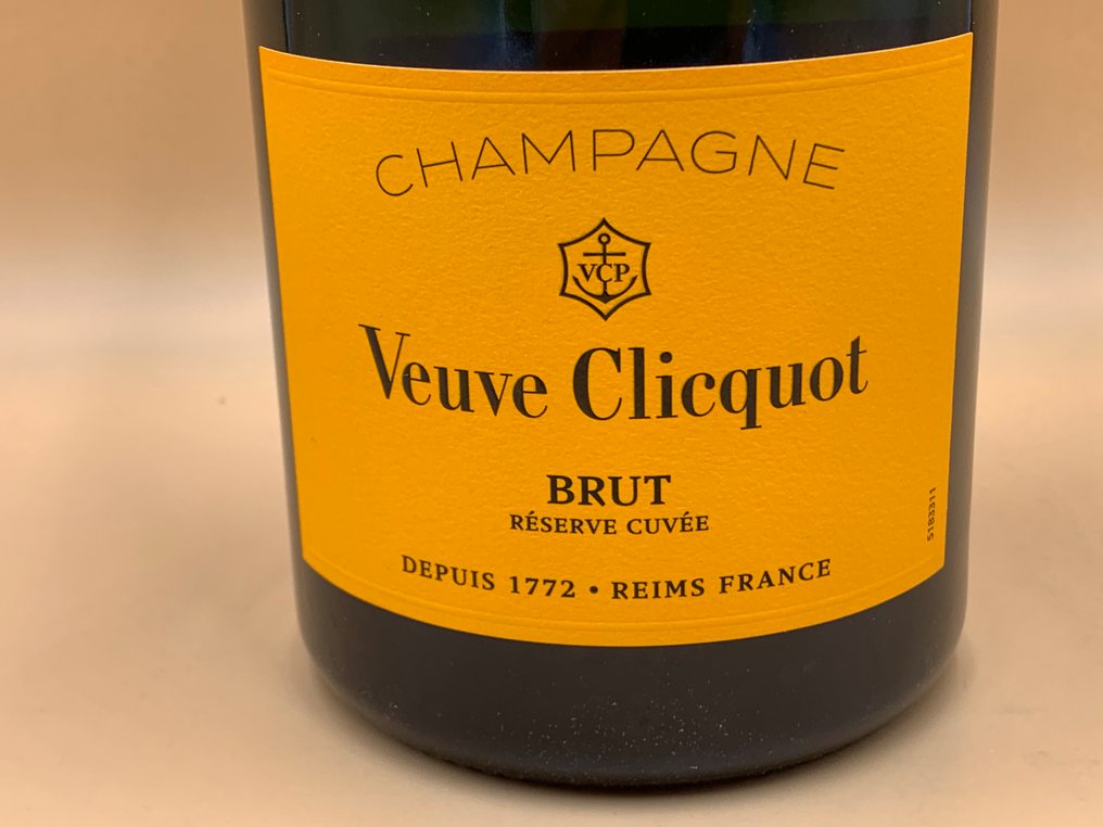 Veuve Clicquot, Réserve Cuvée - 香槟地 Brut - 1 马格南瓶 (1.5L) #3.2
