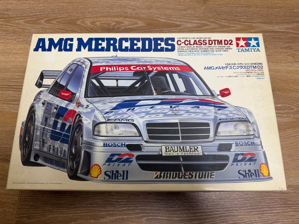 Tamiya 1:24 - Model kit - AMG MERCEDES C-CLASS DTM D2 - NO.146