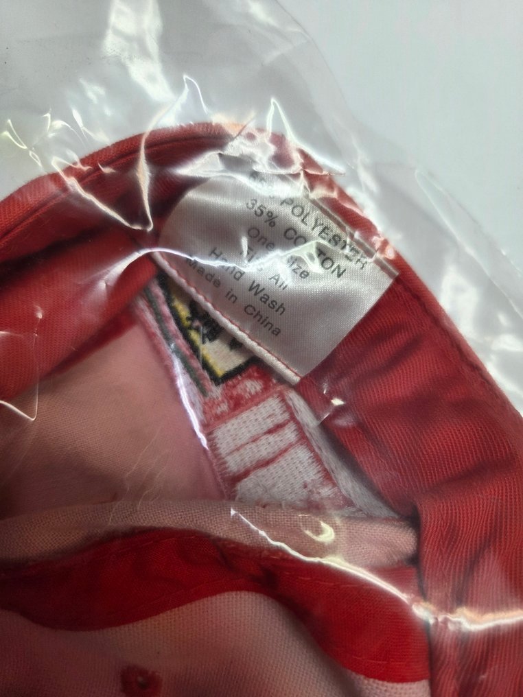 lue - Ferrari - Cappello Ferrari Dekra Schumacher #3.2