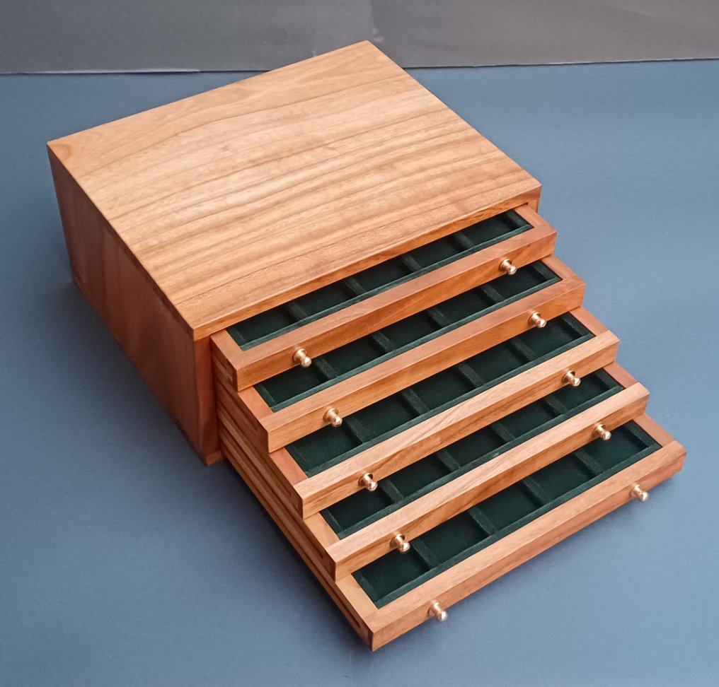 Tilbehør. Monetiere in rovere massello 6 cassetti #2.1