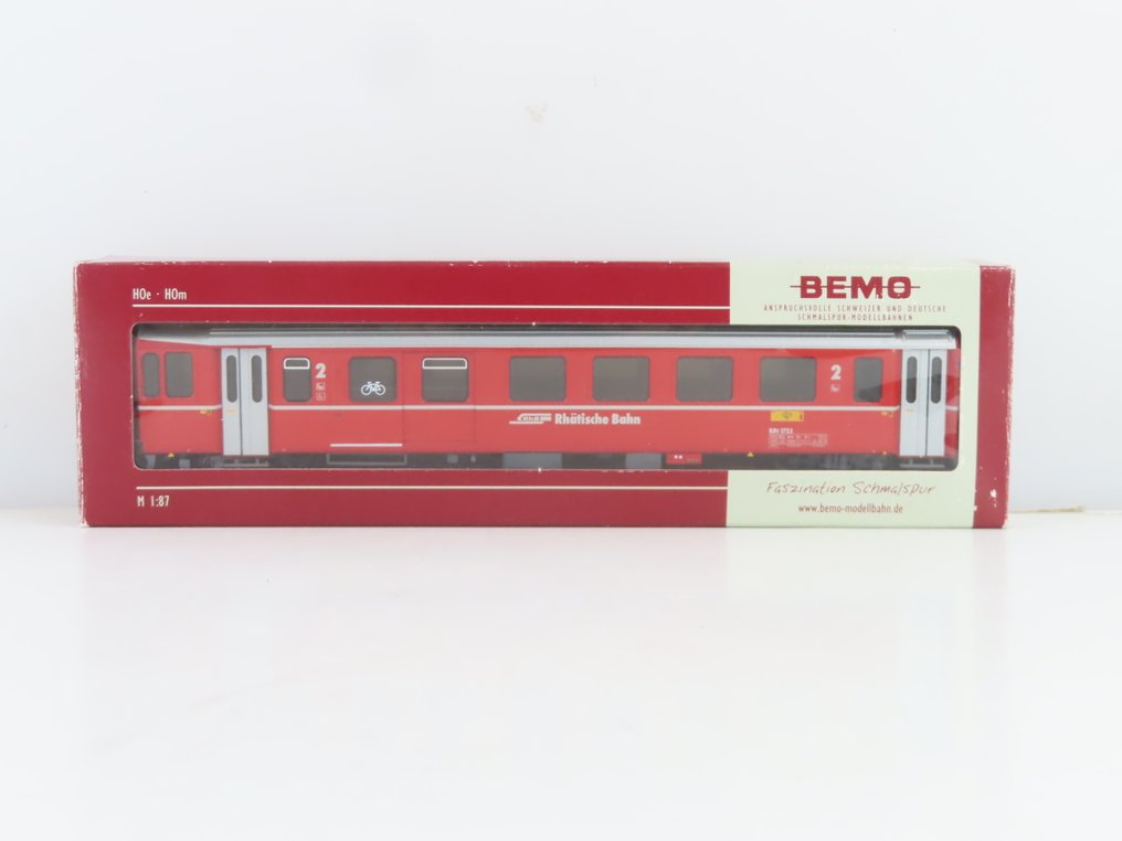 Bemo H0m - 3287 153 - Modellbahn-Personenwagen (1) - Vier-achsiges Steuerstand-Wagen, 2. Klasse. - RhB #3.2