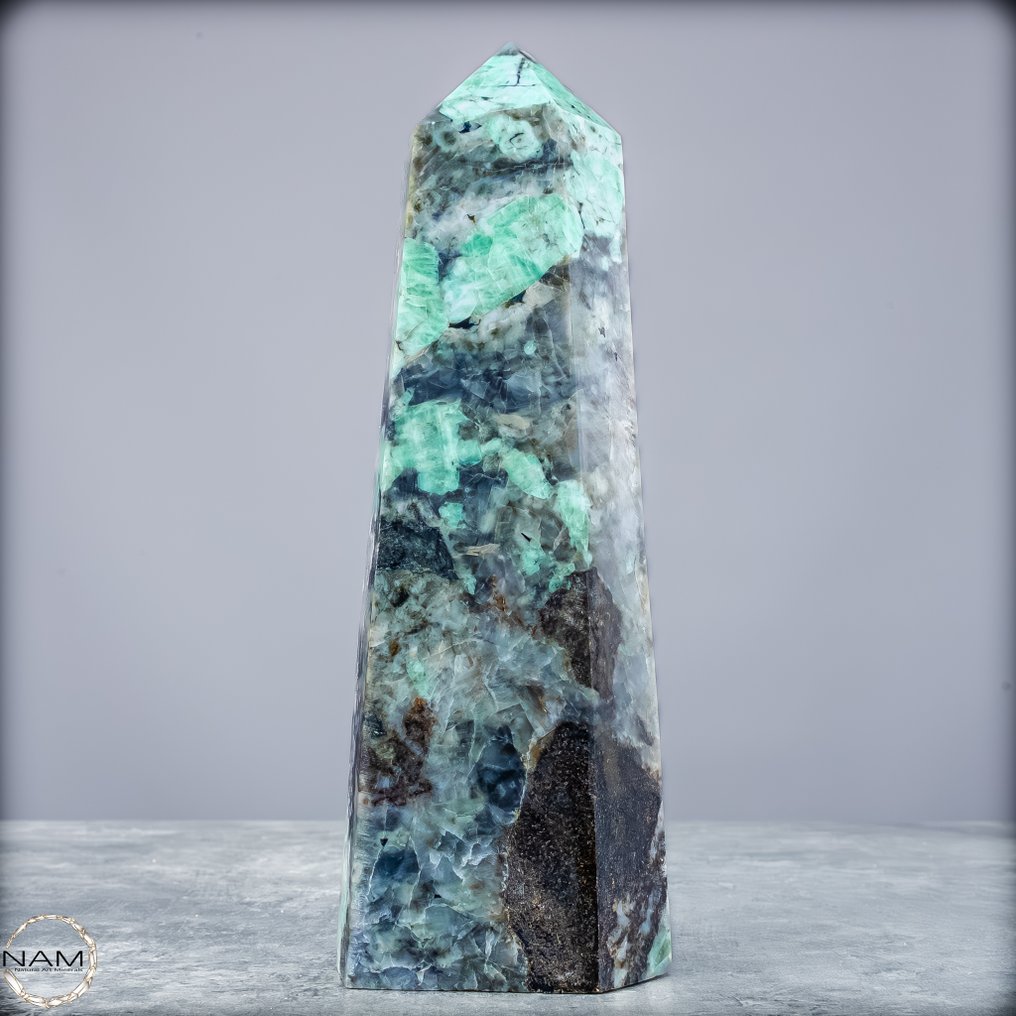 Luonnollinen smaragdibasali. Huippulaatu- 781.25 g #1.0