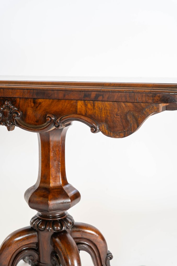 Games table - Walnut #4.3