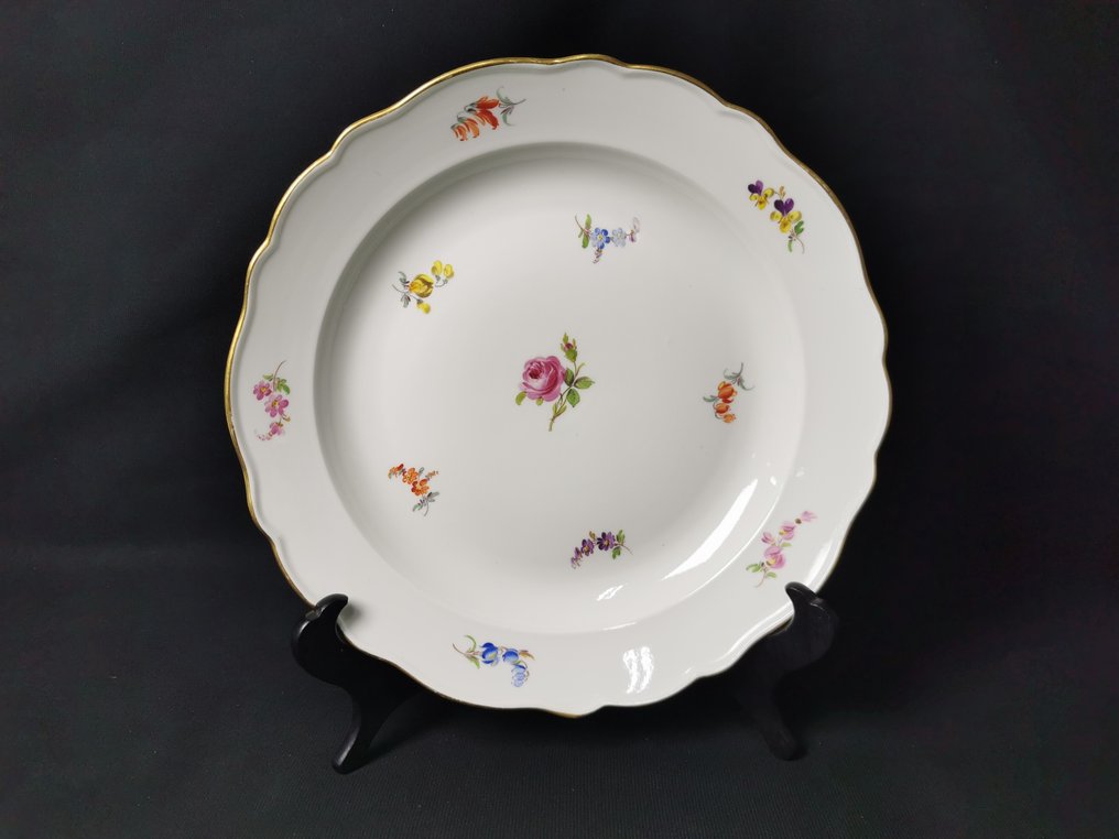 Meissen - Fiori sparsi - Piatto da portata - D.31,5cm - 1.Wahl - XIX secolo - Πιατέλα - Πορσελάνη #2.1