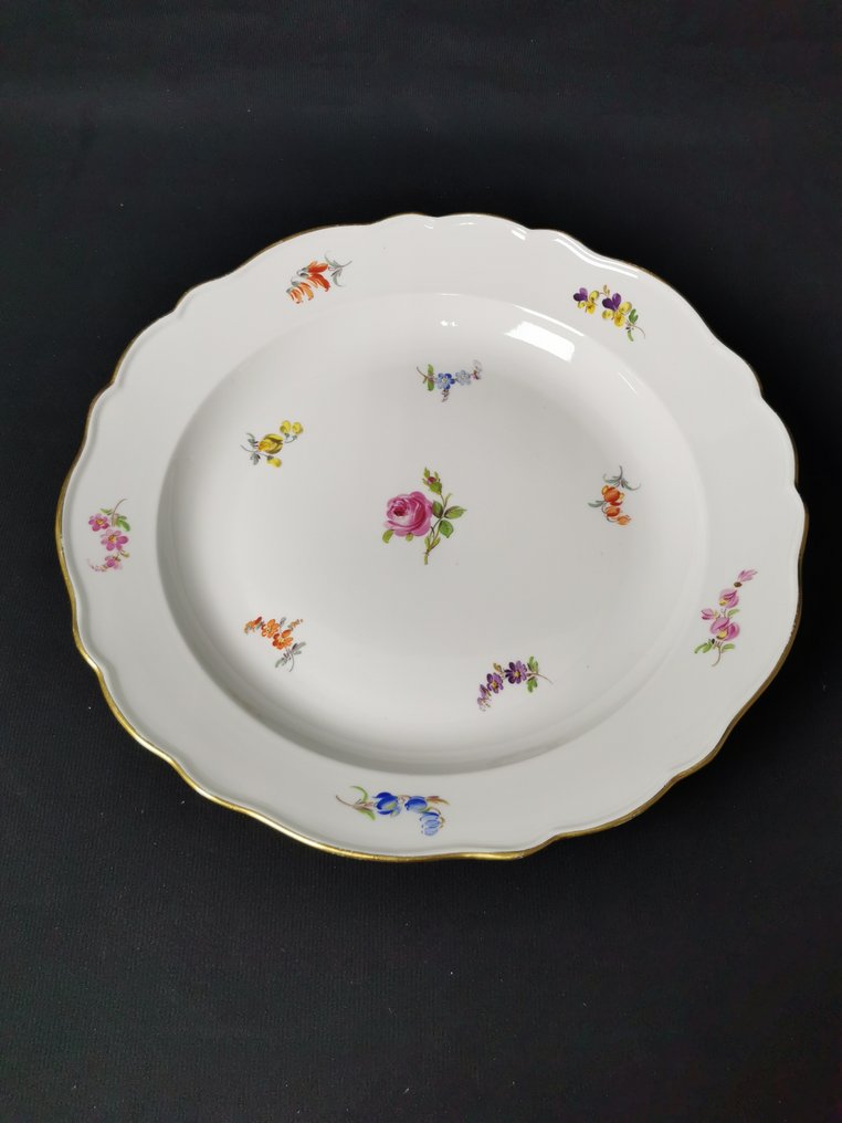 Meissen - Fiori sparsi - Piatto da portata - D.31,5cm - 1.Wahl - XIX secolo - Πιατέλα - Πορσελάνη #1.0