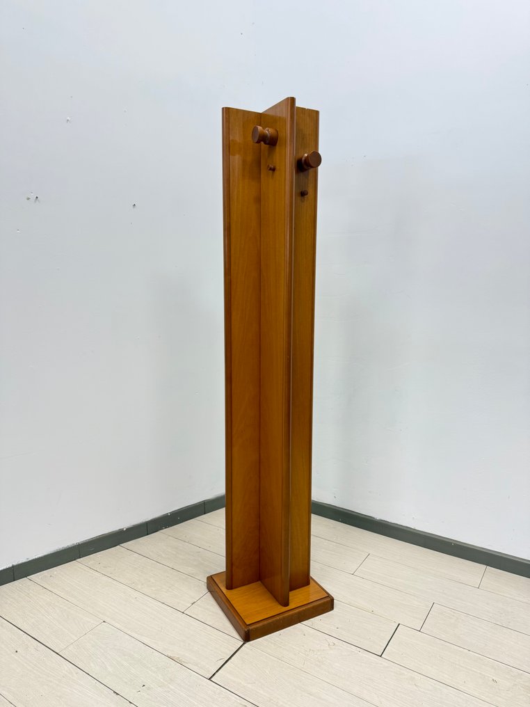 Fogas - Fa - Mid Century Modern #2.1