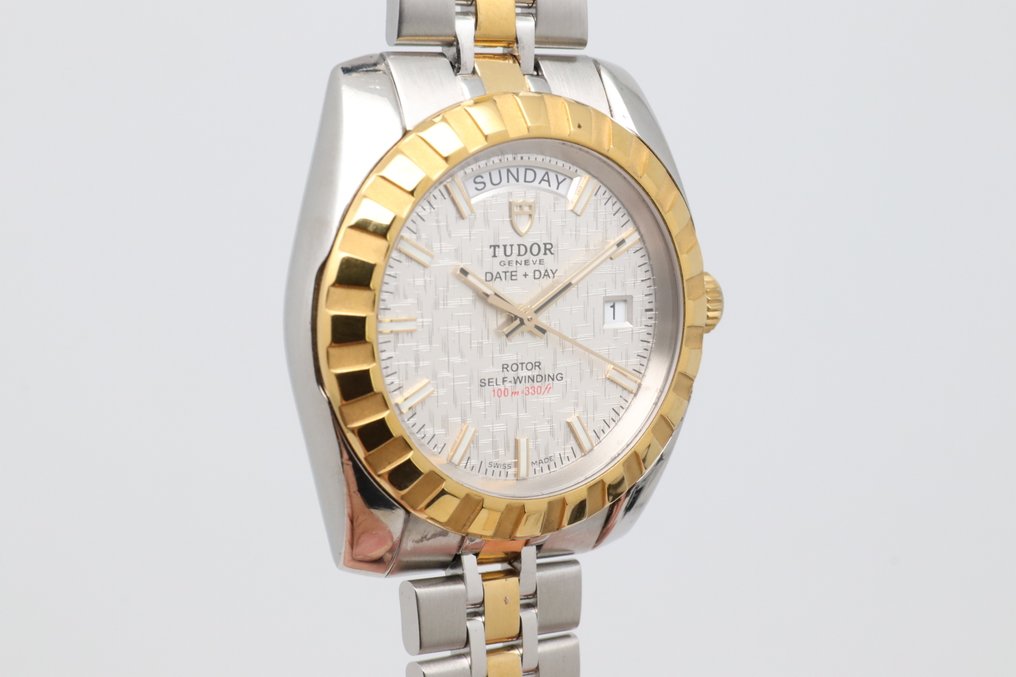 Tudor - Classic Date + Day - Sem preço de reserva - 23013 | Silver Linen Dial - Homem - 2000-2010  #2.1