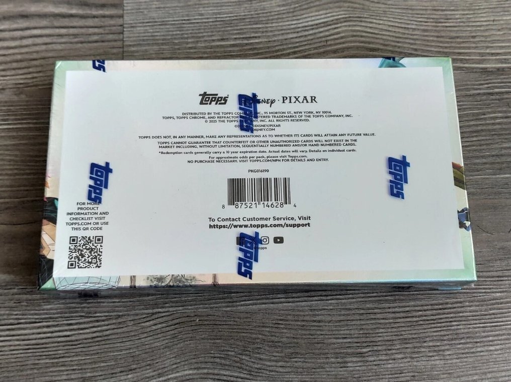 Topps Disney Chrome - Hobby Box - Factory Sealed - 1 Sealed box #1.0