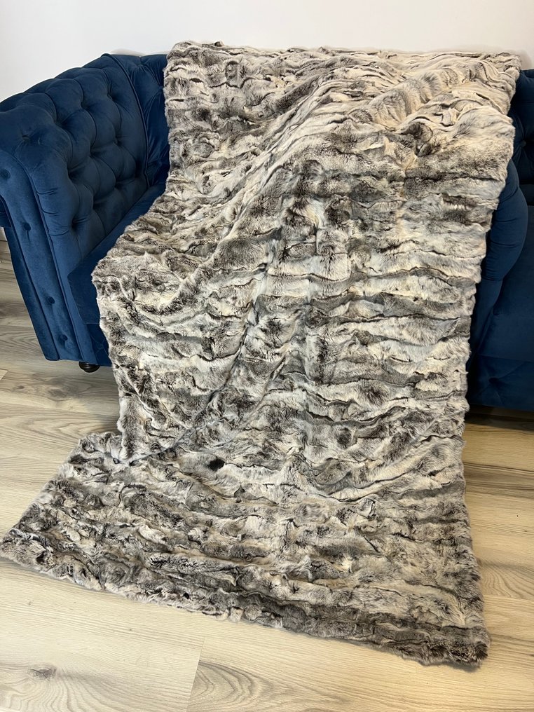 Tones of Grey - Fur Rex Chinchilla - Blanket - 210 cm - 110 cm #4.3