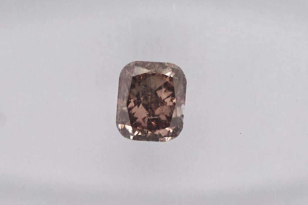 No reserve price - 1 pcs Diamond  (Natural)  - 0.35 ct - Cushion - I1 - International Gemological Institute (IGI) #1.0