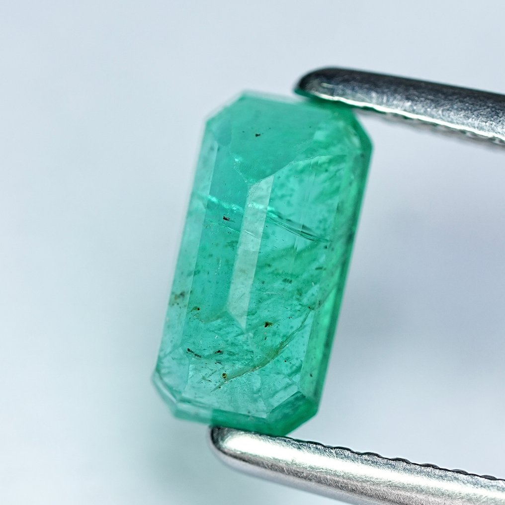 Nincs minimálár Zöld Smaragd  - 1.74 ct - Nemzetközi Színes Drágakő Szövetség (ICA GemLab) #4.3