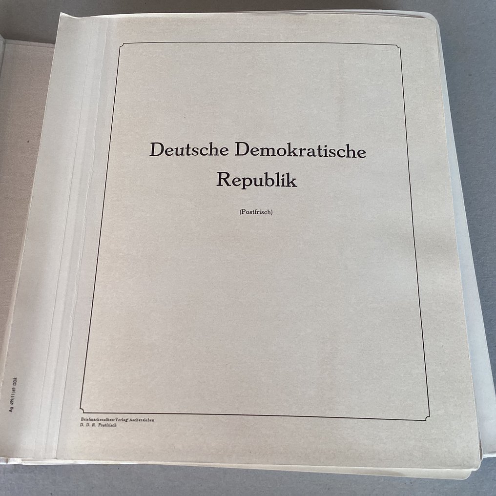 RDA 1952/1963 - Collection dans le livre Abria complet à partir de 1952 (sans blocs Marx). - Michel #1.0