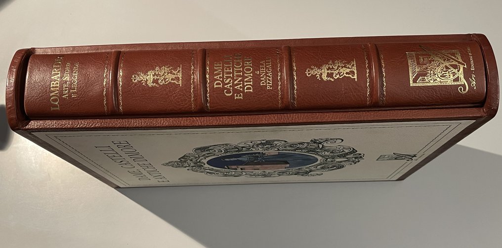 Daniela Pizzagalli - Dame, Castelli, Antiche Dimore Lombardia - 1998 #1.0