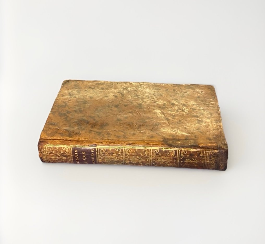 J.-L. Castilhon - Essai sur les Erreurs et les Superstitions - 1765 #1.0