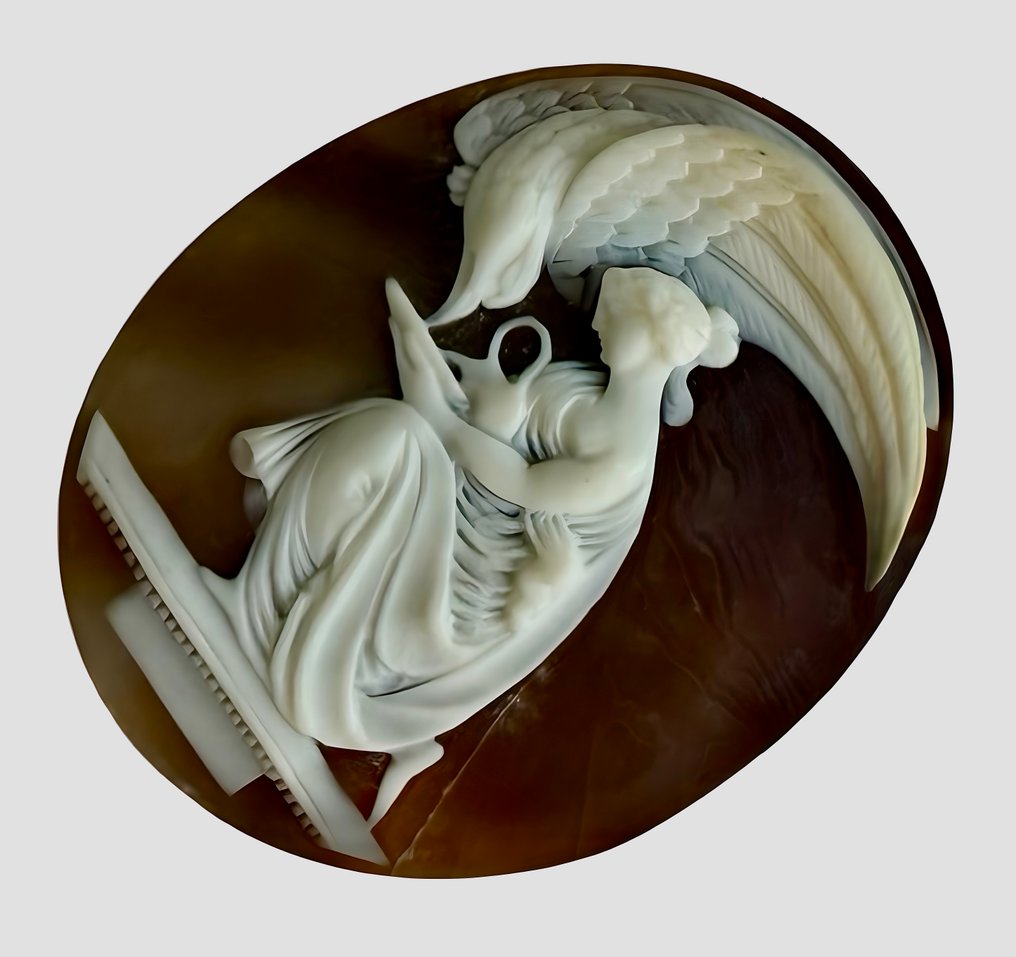 Υπογεγραμμένο από Ch. Schmoll, cameo, Ελληνίδα θεά Ήβη και ο Δίας ως αετός, περίπου το 1880, αντίκα. - Καμέα #3.2