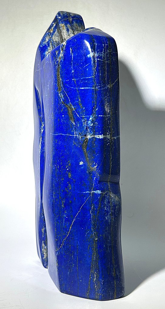Lapis Lazuli kiállítási darab Intenzív kék természetes aranyszemcsékkel. - Magasság: 282 mm - Szélesség: 135 mm- 4674 g - (1) #2.1
